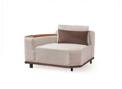Ylellinen beige L-muotoinen kulmasohva olohuoneeseen